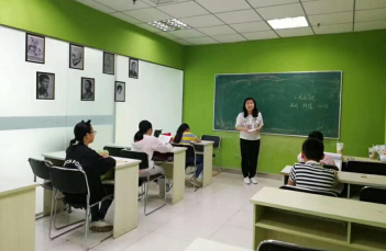 重庆小学辅导培训班哪家老师教的好